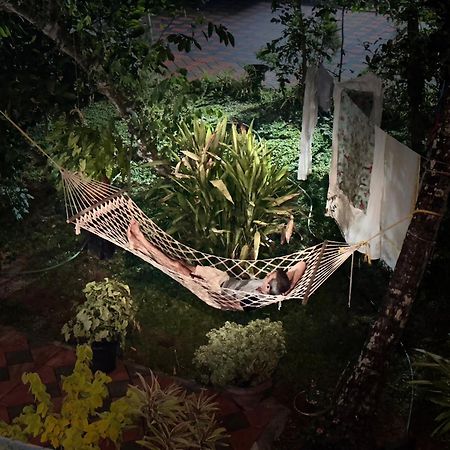 Marari Charlys Homestay Alappuzha Exteriör bild