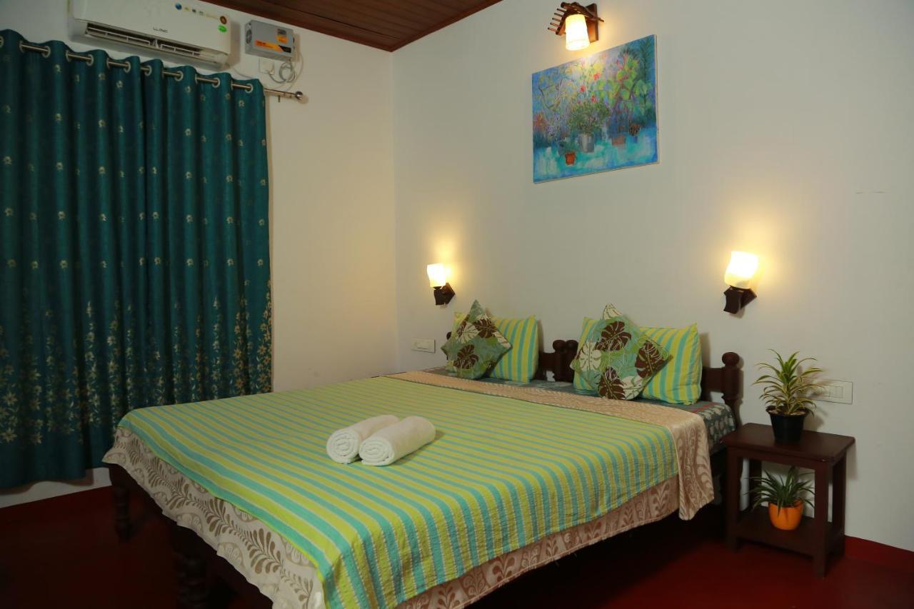 Marari Charlys Homestay Alappuzha Exteriör bild