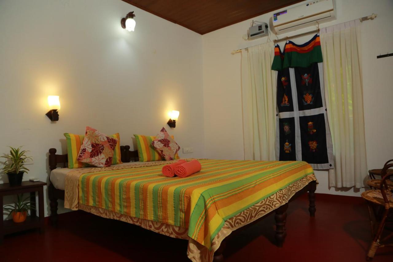 Marari Charlys Homestay Alappuzha Exteriör bild