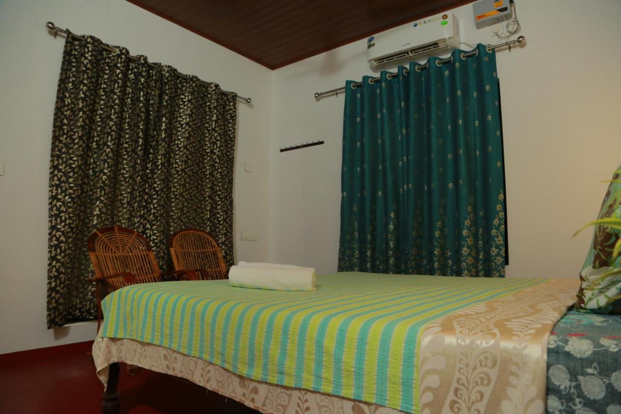 Marari Charlys Homestay Alappuzha Exteriör bild