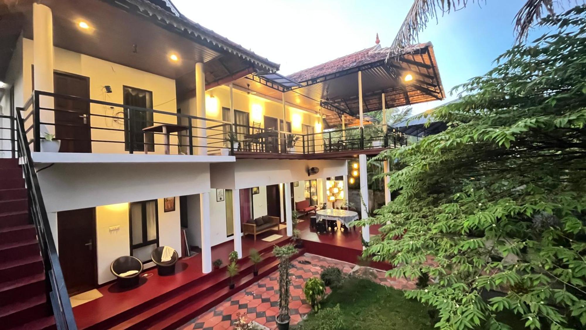 Marari Charlys Homestay Alappuzha Exteriör bild