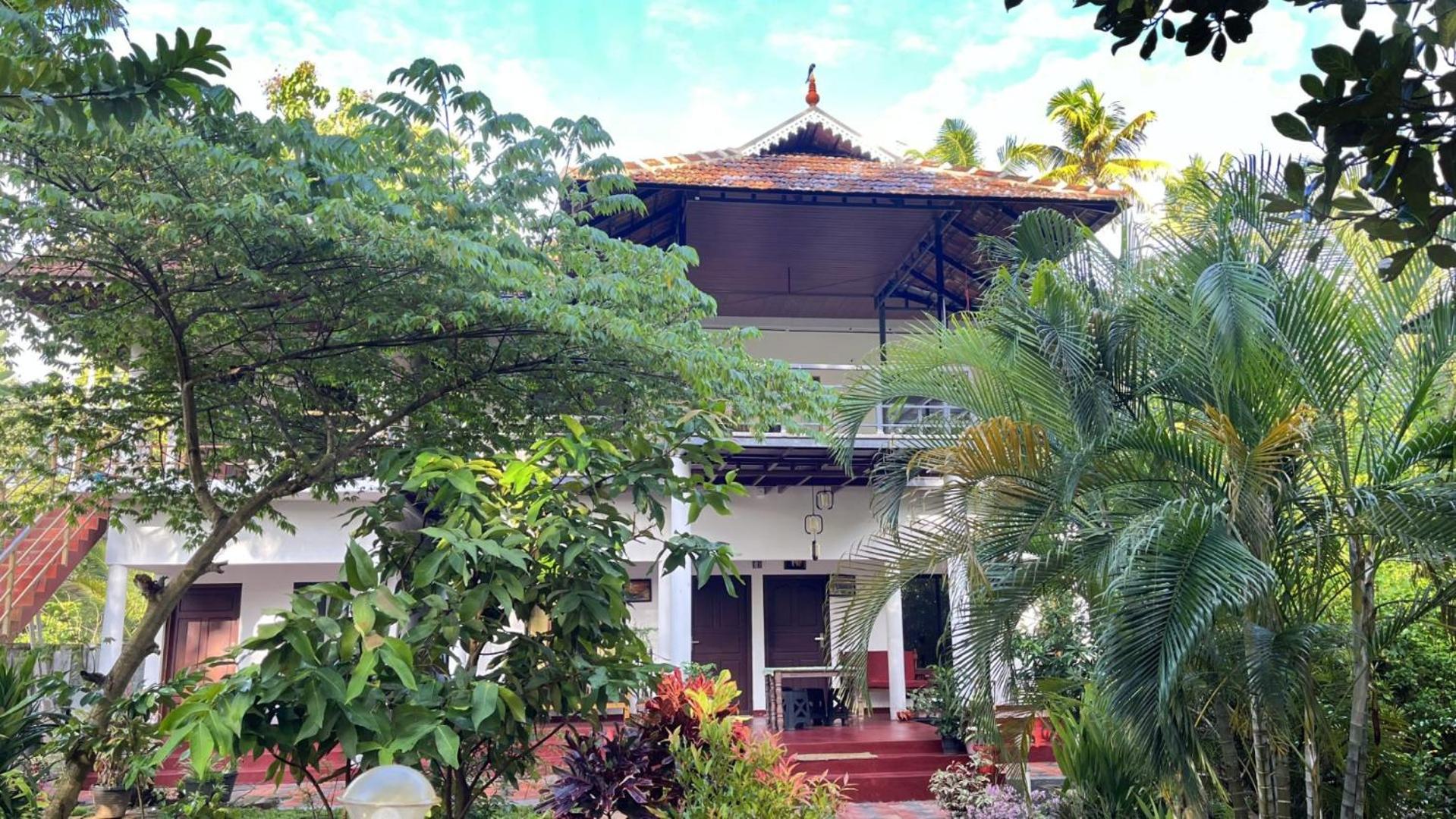 Marari Charlys Homestay Alappuzha Exteriör bild