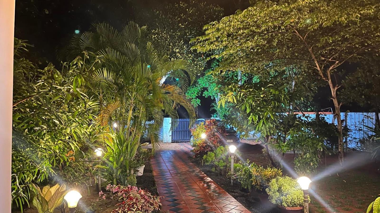 Marari Charlys Homestay Alappuzha Exteriör bild